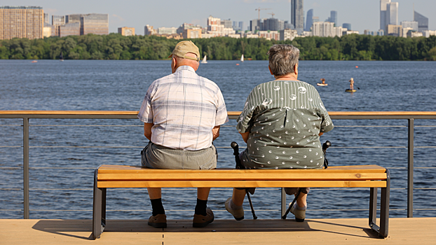 Врачи рассказали, как россиянам дожить до 100 лет