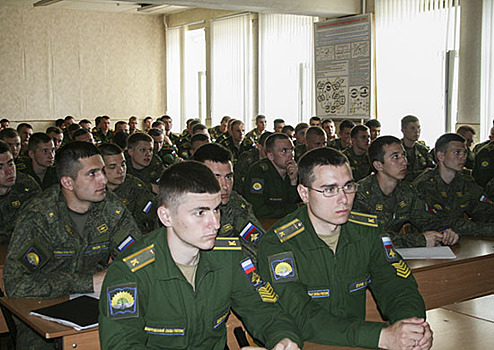 В Ярославском высшем военном училище противовоздушной обороны проведены занятия о накопительно-ипотечной системе жилищного обеспечения для выпускников