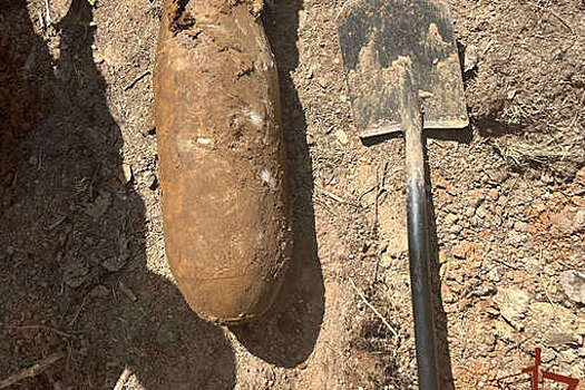 В Польше под домом обнаружили пролежавшую почти 80 лет авиационную бомбу