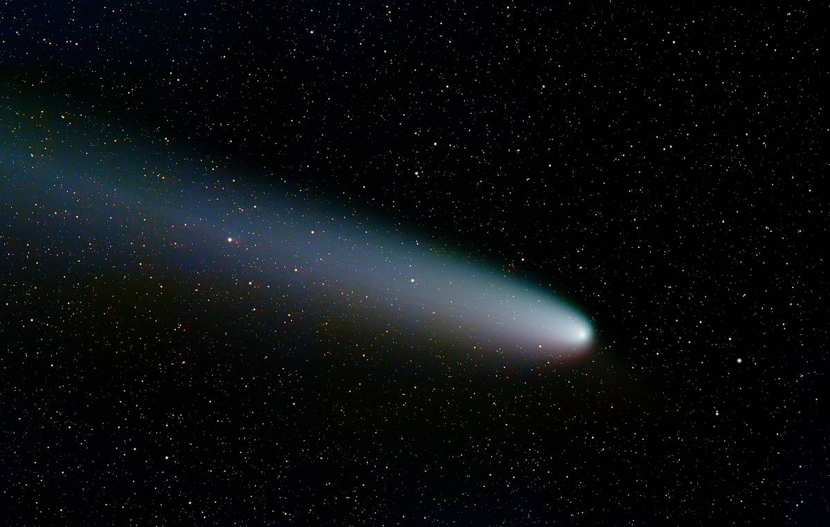 Надвигающуюся на Землю C/2026 A1 разорвет