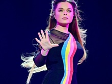 Королева посвятила концерт памяти бабушки