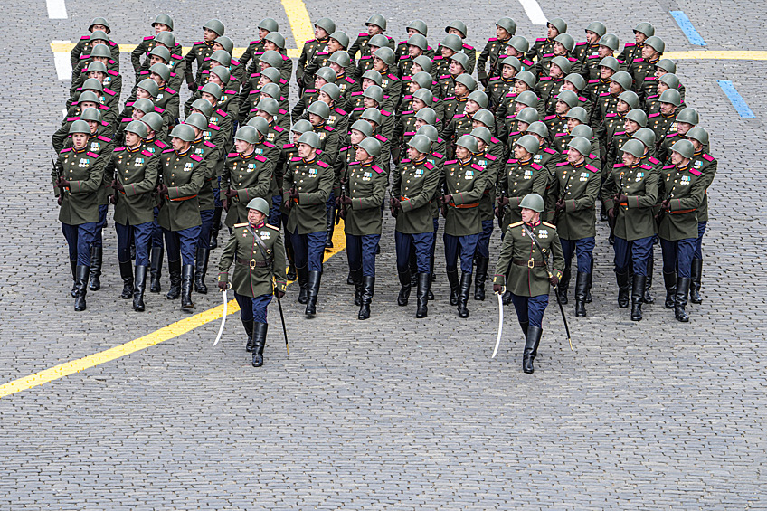 Парадный расчет на Красной площади в Москве на военном параде, посвященном 80-летию Победы в Великой Отечественной войне