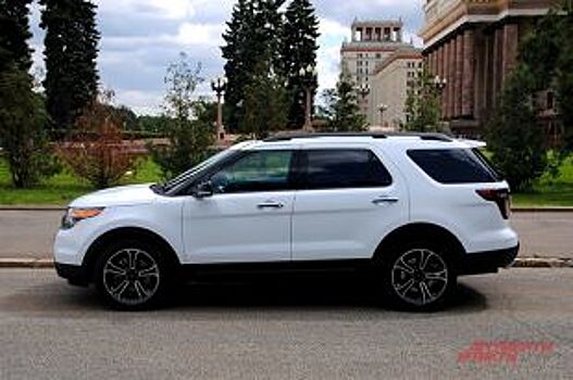 Два Forda за 5 млн рублей получила красноярская ГИБДД в подарок