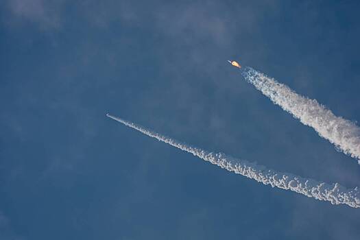 Китай впервые успешно вернул ступень лунной ракеты Long March 10