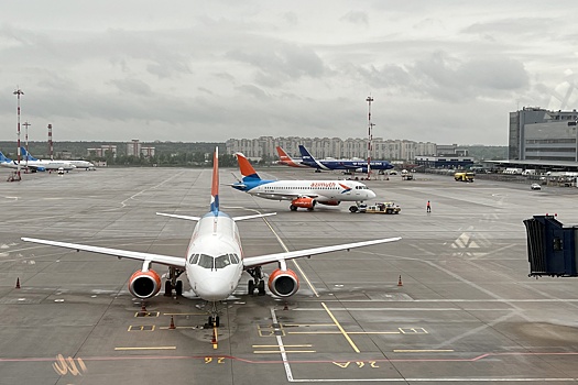 Аэропорты Москвы сообщили, что работают в штатном режиме на фоне введения режима КТО