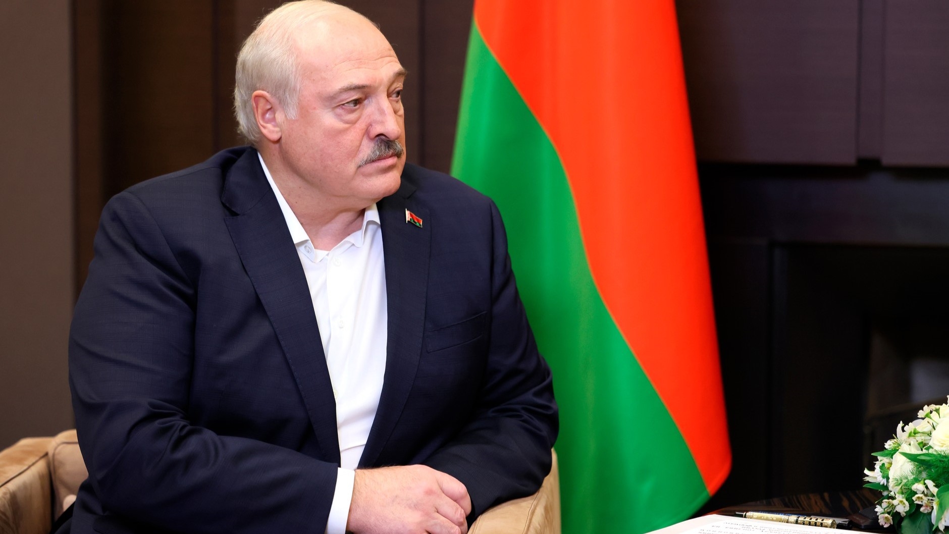 Лукашенко призвал поддержать Иран