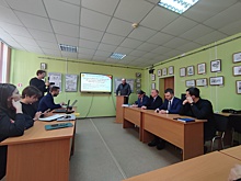 Представителей сферы образования Златоуста учили распознавать скулшутеров