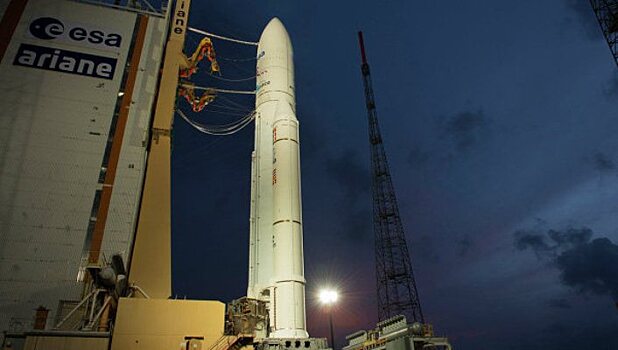 Ракета Ariane-5 запущена с космодрома Куру