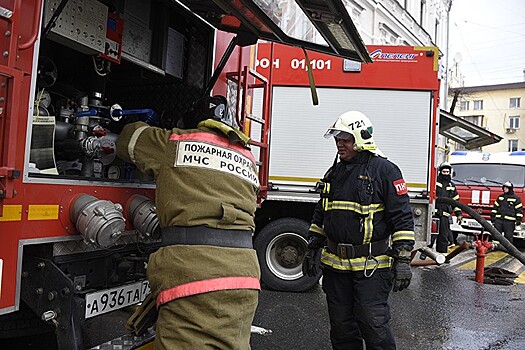Почти 300 человек эвакуировали из общежития в Москве из-за задымления