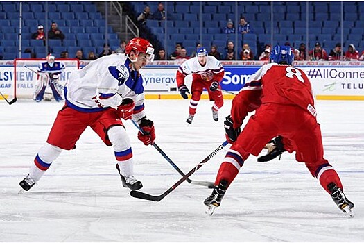 Над хоккеистом сборной России U20 шутили в Канаде из-за Суперсерии
