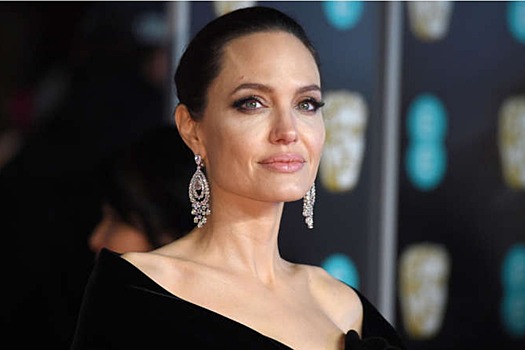 Анджелина Джоли выходит замуж за миллиардера