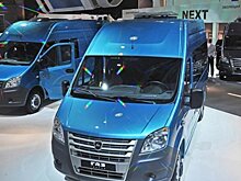 Азаров сообщил, что "Автоваз" расширяет производство и набирает 1,5 тыс. сотрудников