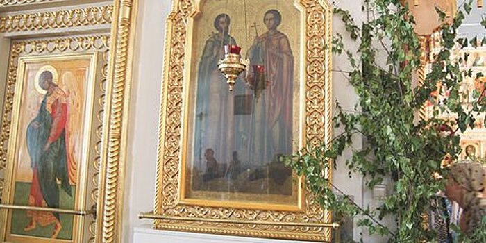 Собянин осмотрел итоги реставрации церкви