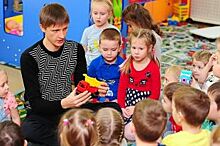 На звание «Воспитатель года» в Красноярске претендуют трое мужчин-педагогов