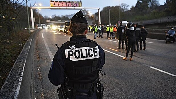 Во Франции число пострадавших в ходе протестов выросло до 227 человек