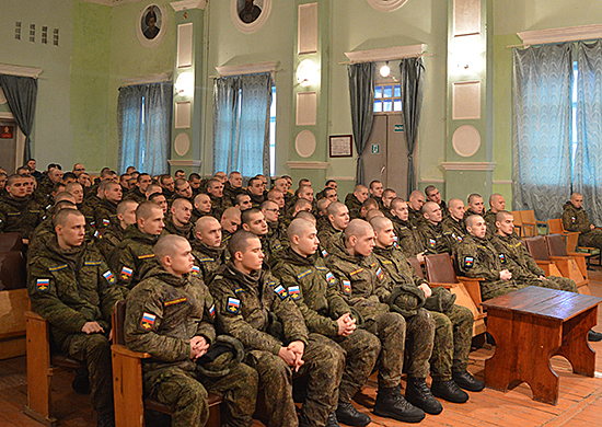 Военнослужащие Военной академии ВКО приняли участие в праздничных рождественских мероприятиях