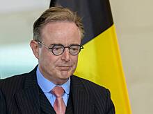 «Хватит!»: премьер Бельгии призвал Европу дать отпор «голодной гусенице» Трампу