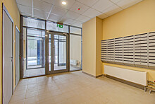 Потолок рухнул на голову восьмилетнему мальчику в петербургской новостройке