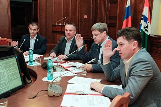 Депутаты заксобрания Новосибирской области рассмотрели проект закона о сельских старостах