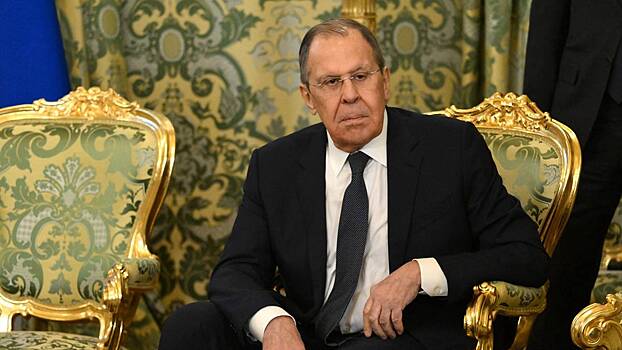 Лавров: Почти все члены ЕС и НАТО сплотились для нанесения поражения России