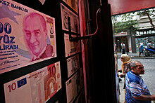 РИА Новости: турецкий банк Deniz закрыл счета у россиян с балансом менее двух тысяч лир