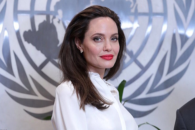 Невинный вопрос привел Джоли в ярость