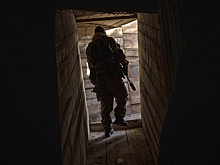 ТАСС: боевикам "Азова" на позиции сбрасывают наркотики с дронов