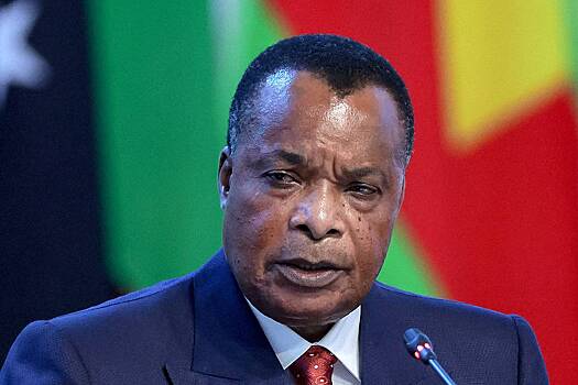 Президент Конго прибыл на встречу с Путиным