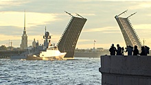 «Ведут за собой волну»: чем запомнилась первая тренировка Главного военно-морского парада ко Дню ВМФ