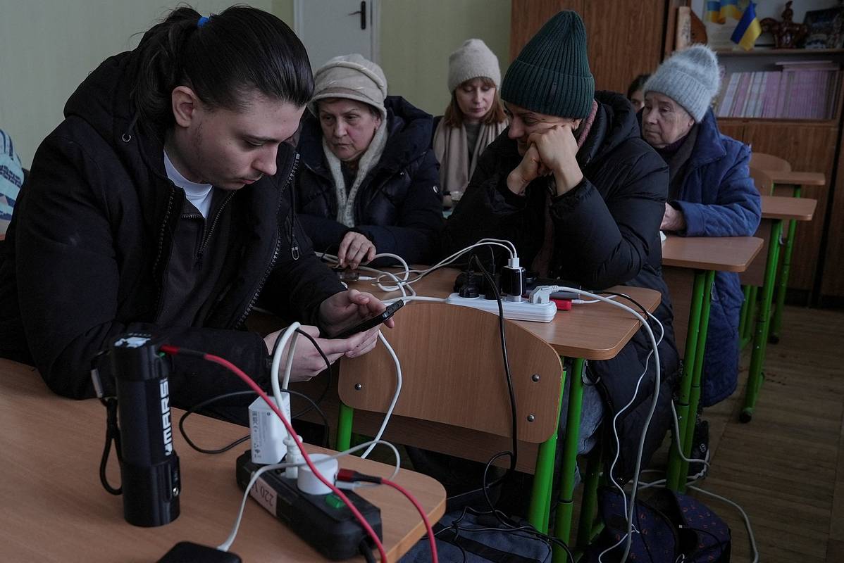 В Киеве погас свет