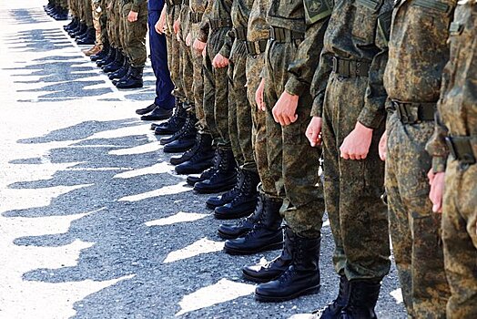 В Генштабе назвали дату отправки призывников в воинские части