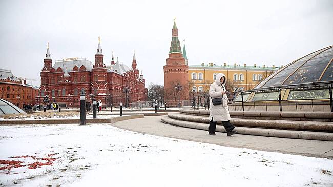 Синоптики предупредили москвичей об облачной погоде и гололедице 5 января
