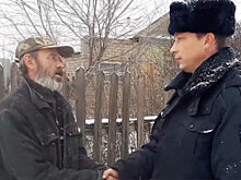 В Самарской области полицейский спас мужчину из горящего дома