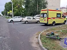 В Сызрани юный велосипедист попал в больницу после столкновения с "Рено"