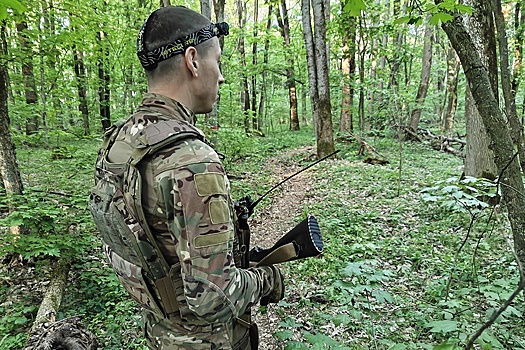 Как гонят противника от наших границ? Мощным "Салютом"