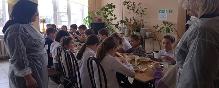 В Петербурге откроют школьную столовую с новой концепцией пространства и меню