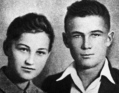 Как брат Зои Космодемьянской стал Героем Советского Союза