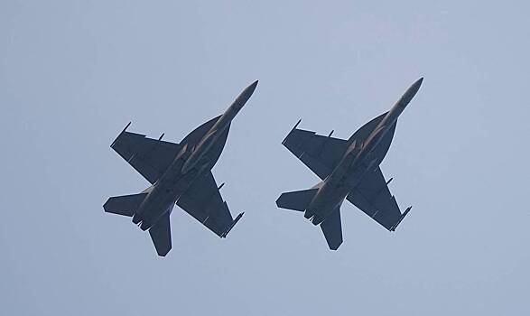 Из-за визита Байдена истребители США посадили залетевший в Делавер самолет