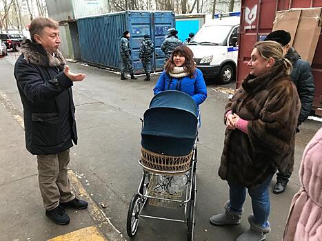 Депутат Мосгордумы Ренат Лайшев побывал в доме, пострадавшем от пожара
