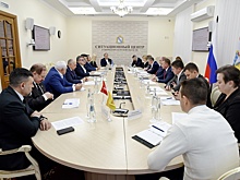 Депутаты Курской облдумы обсудили с губернатором актуальные вопросы