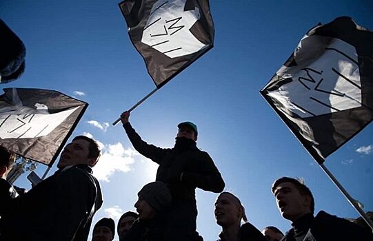 «Мужское государство» и «АУЕ» – что стоит за опасными увлечениями подростков