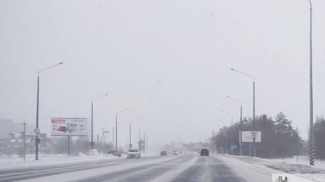 В Оренбуржье из-за бушующей метели продолжают закрывать трассы для авто
