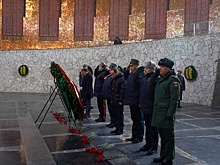 В Волгограде отметили годовщину победы в Сталинградской битве