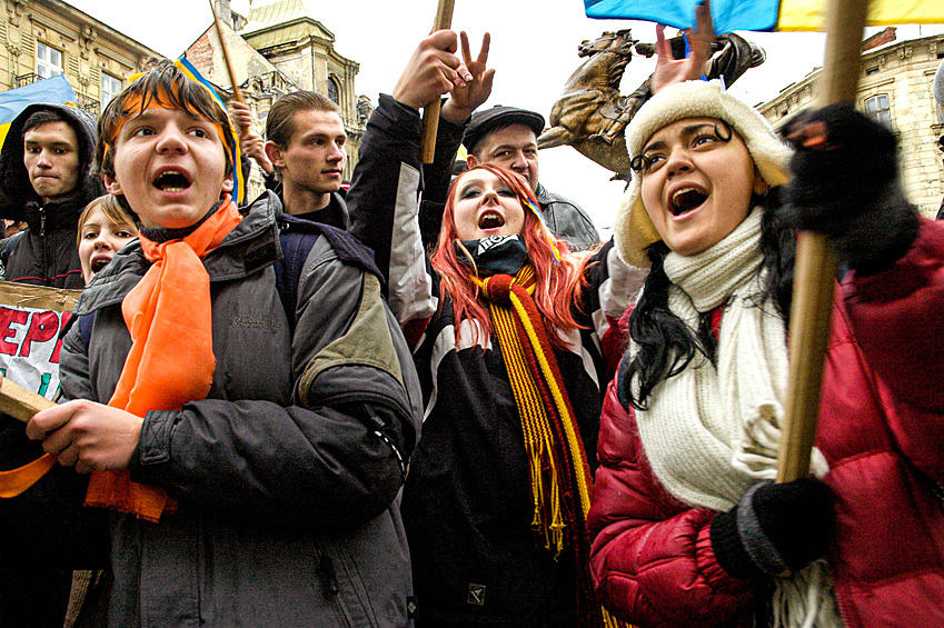 Митинг сторонников Виктора Ющенко в центре города