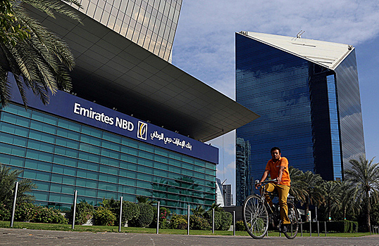WSJ: Арабские Эмираты зазывают к себе деньги из России