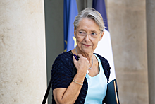 Премьер Франции пообещала запретить одноразовые электронные сигареты