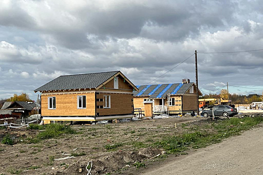 В Свердловской области отстраивают сгоревшую Шайдуриху