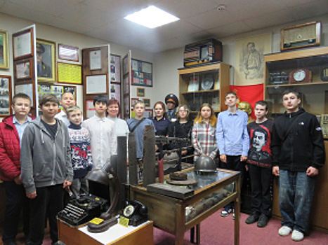 Сотрудники Тверского ЛО МВД России на транспорте открыли двери для учащихся СОШ № 41 города Твери