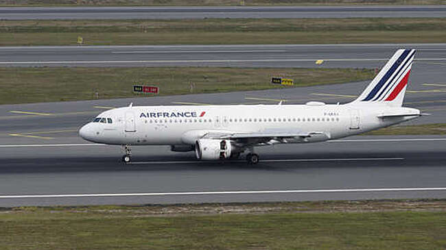 Авиакомпании Air France и KLM временно прекратили рейсы над Ближним Востоком