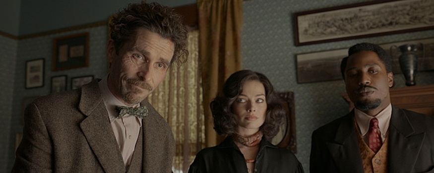 Тейлор Свифт сыграет в криминальной комедии «Амстердам» — певица предстала в слезах в первом трейлере